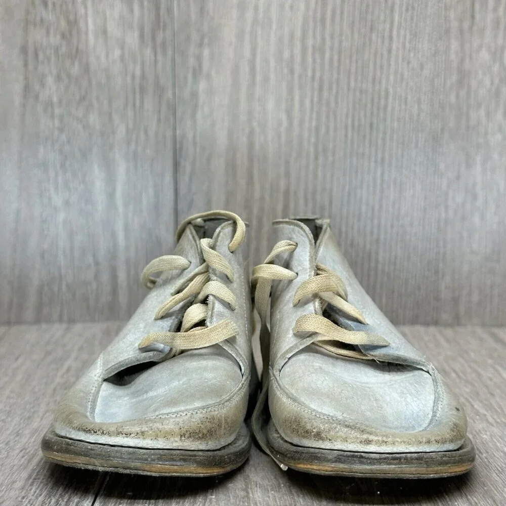 VTG Jumping Jacks Boots Youth Size 2 Moccasin High Top Leather Off White